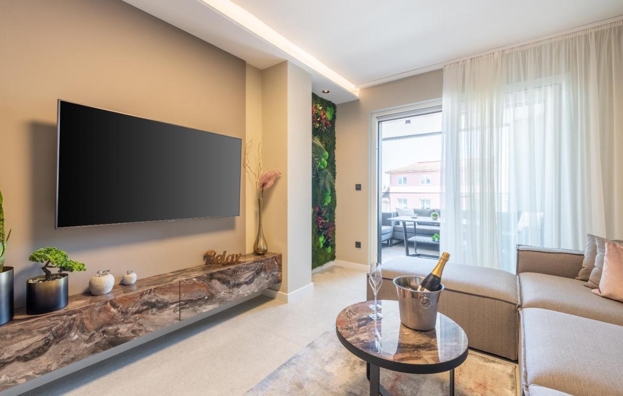 Val Di Sole 2 Apartment Porec Exterior photo