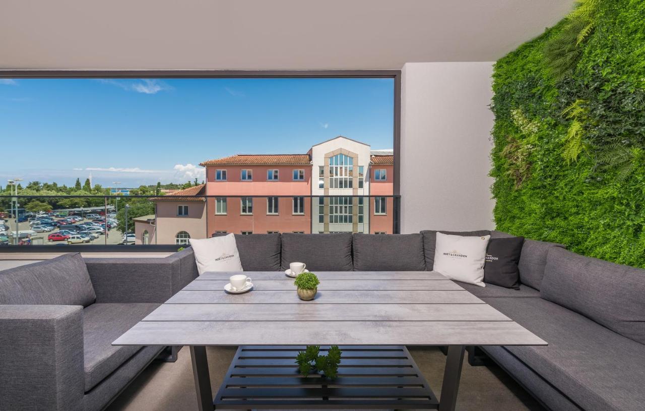 Val Di Sole 2 Apartment Porec Exterior photo